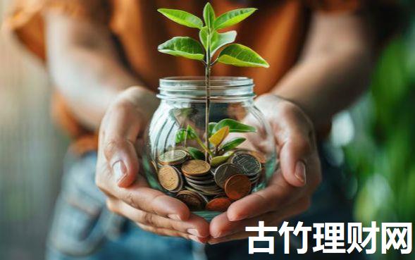 小额贷款网贷的新闻2025年盯紧这5个！顺便筛选2025白黑户口子